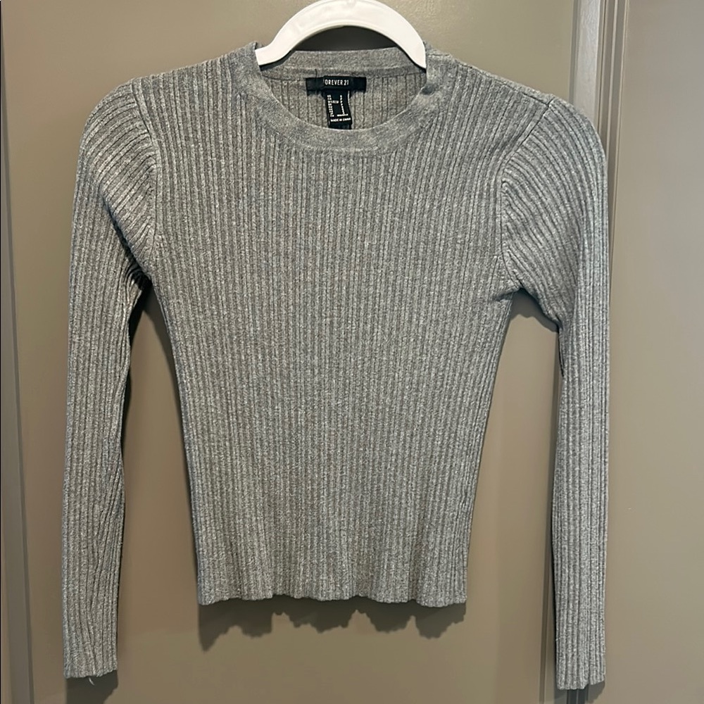 Gray Ribbed Long Sleeve Top